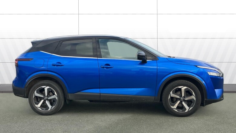 Nissan Qashqai 1.3 DiG-T MH N-Connecta 5dr Petrol Hatchback